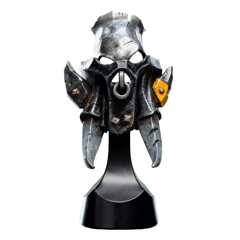 Weta Workshop Warhammer: Age of Sigmar - Orruk Ardboy Helm Replica