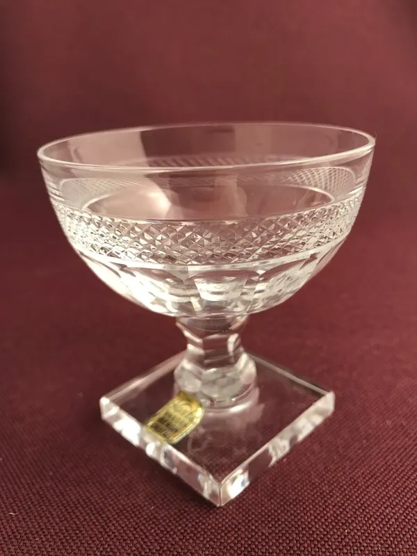 Kosta Boda – Sparre Martini glas – design Elis Bergh