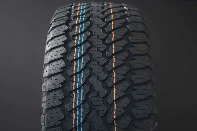 General GRABBER AT3 ( 235/60 R18 107H XL, med fälgskydd )