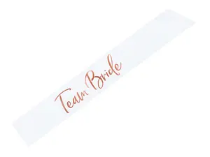 Sash "Team Bride" | Vit med rosé-text