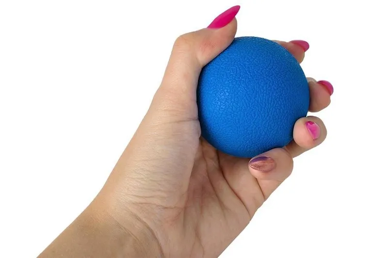 Massageboll i gummi 6,3cm
