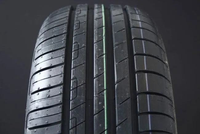 Goodyear EfficientGrip 2 SUV ( 235/60 R16 100V EVR )