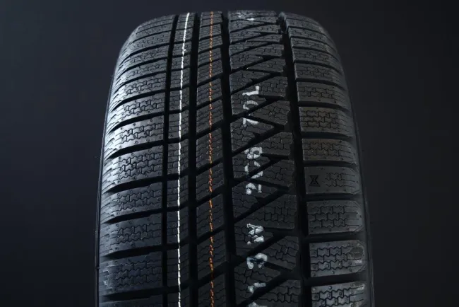 Kumho WinterCraft WS71 SUV ( 215/65 R17 104T XL )