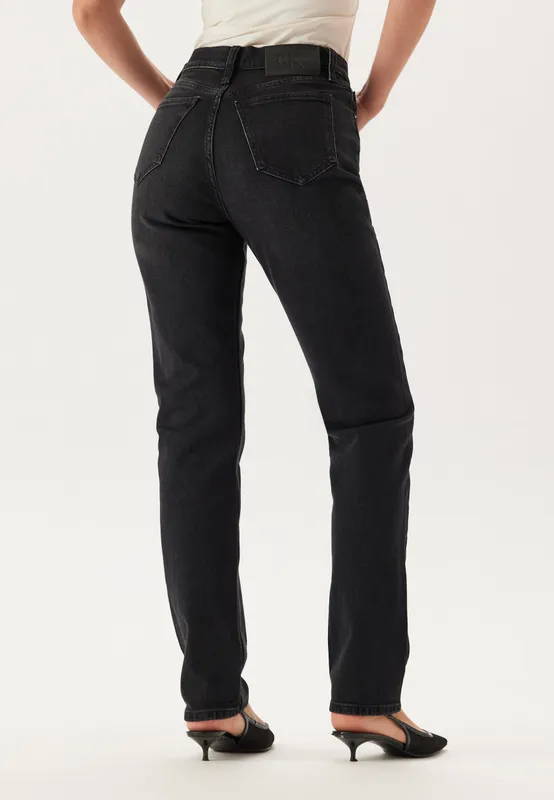 Authentic Slim Straight (#8952)