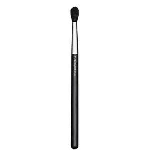 MAC Cosmetics 224S Tapered Blending Brush 1 pcs