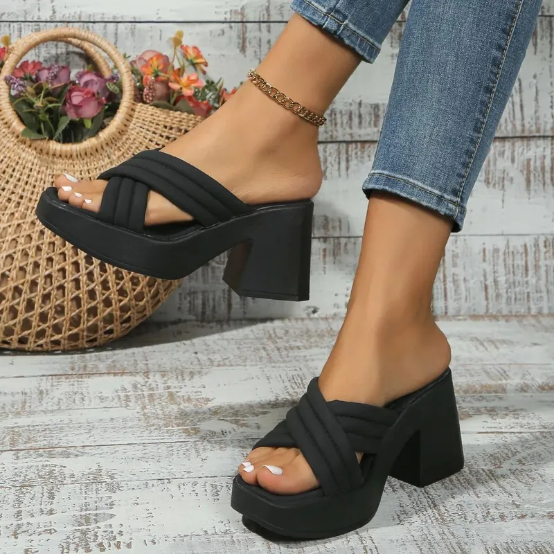 Sommer Dame Plattform Chunky Hæl Tøfler Retro Firkantet Tå Slip on Mulesko for Damer Utendørs Dame Høyhæl Tøfler 39 Svart
