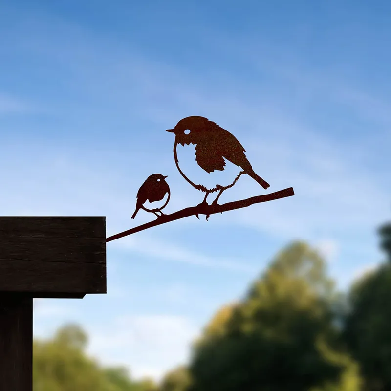 Metalbird rødstrupe med unge