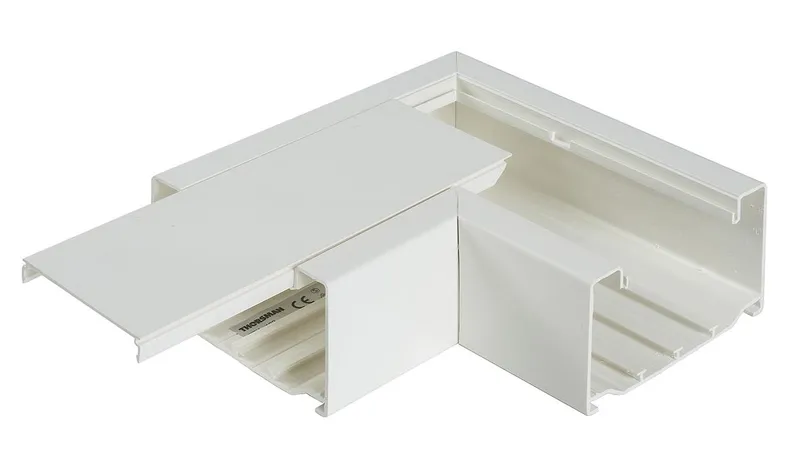 Schneider Electric 5526530 L-stycke 90°, vit