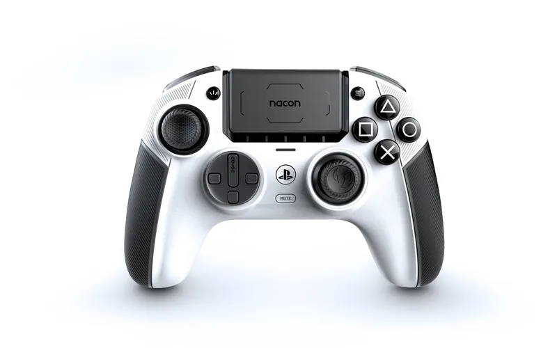 NACON REVOLUTION 5 Pro – Spelkontroll – trådlös – Bluetooth – vit – för PC, Sony PlayStation 4, Sony PlayStation 5