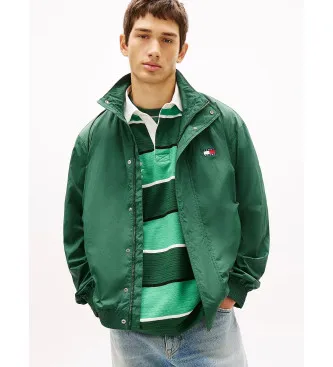 Tommy Jeans för män. DM0DM22738 Vattenavvisande jacka med grön logotyp på ryggen (M), Casual, Nylon