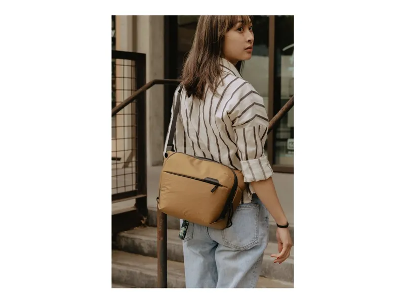 Peak Design Everyday Sling 6L v2 - Coyote
