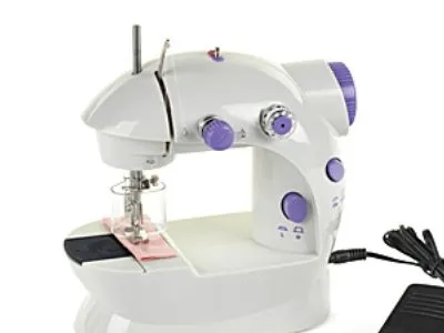 Theo Klein Sewing machine for children