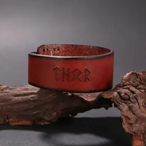 Armband Thor-ᛏᚺᛟᚱ Läder (flera färger)