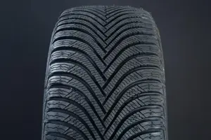Michelin Alpin 5 ZP ( 225/55 R17 97H *, MOE, EV Suitable, Run Flat )