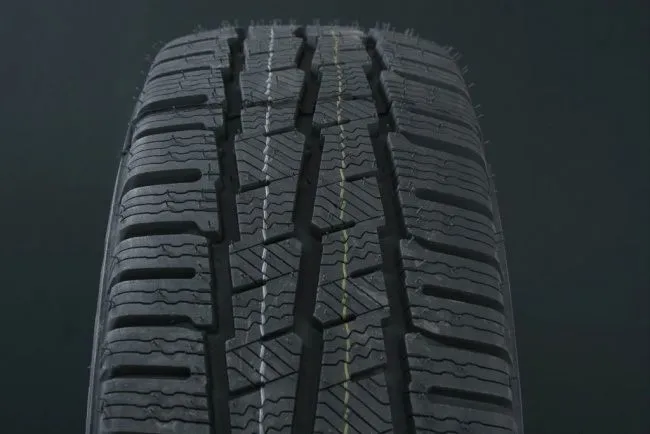 Michelin Agilis Alpin ( 235/65 R16C 115/113R 8PR EV Suitable )