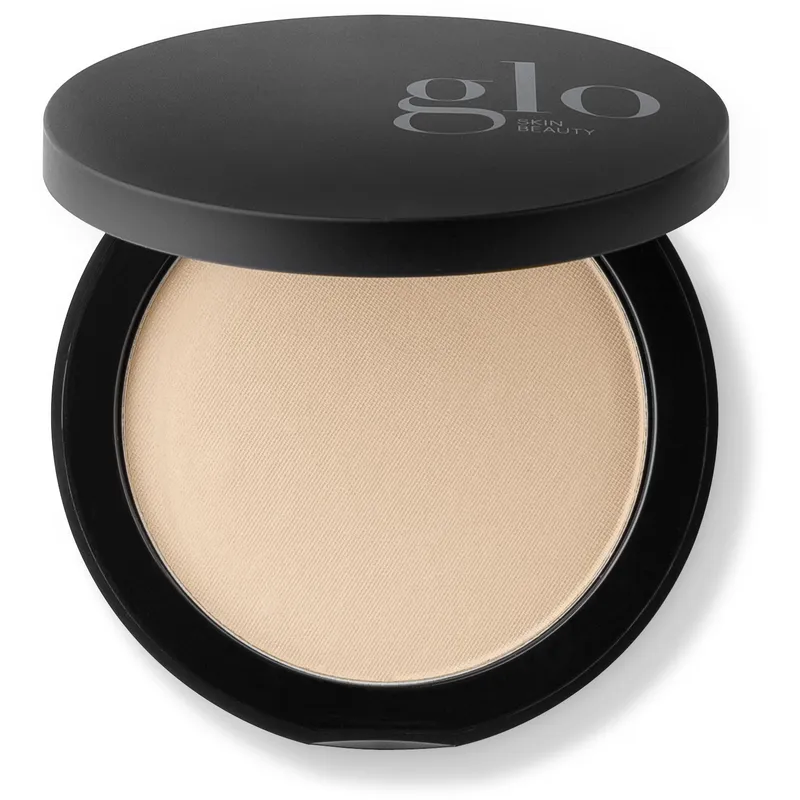 Glo Skin Beauty Pressed Base Golden Light – 9 g