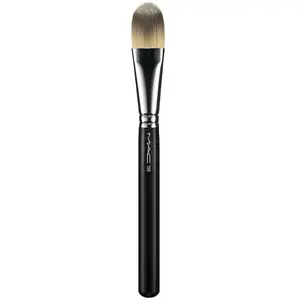 MAC Cosmetics 190 Foundation Brush