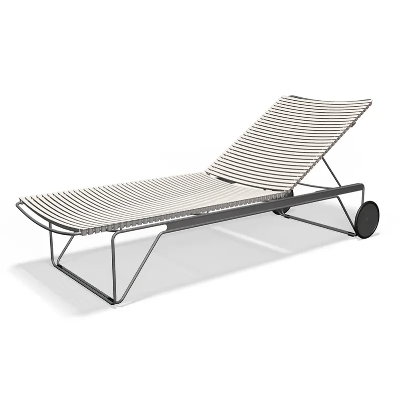 Houe, Click Adjustable chaise longue Muted white. Frame: Grey