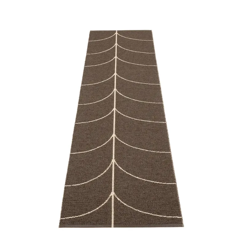 Pappelina, Vävd Matta Leif Dark Brown 70×270 cm