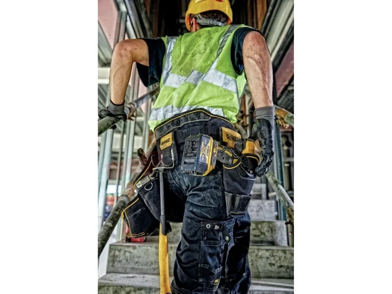 Dewalt Apron
