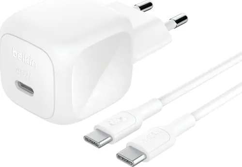 Belkin BoostCharge power adapter - compact - 24 pin USB-C - 45 Watt - with USB-C cable (1m)