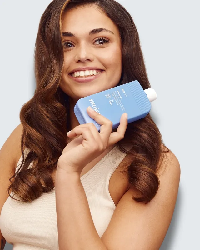Moisture Hero™ Shampoo - 1 flaska x 250 ml
