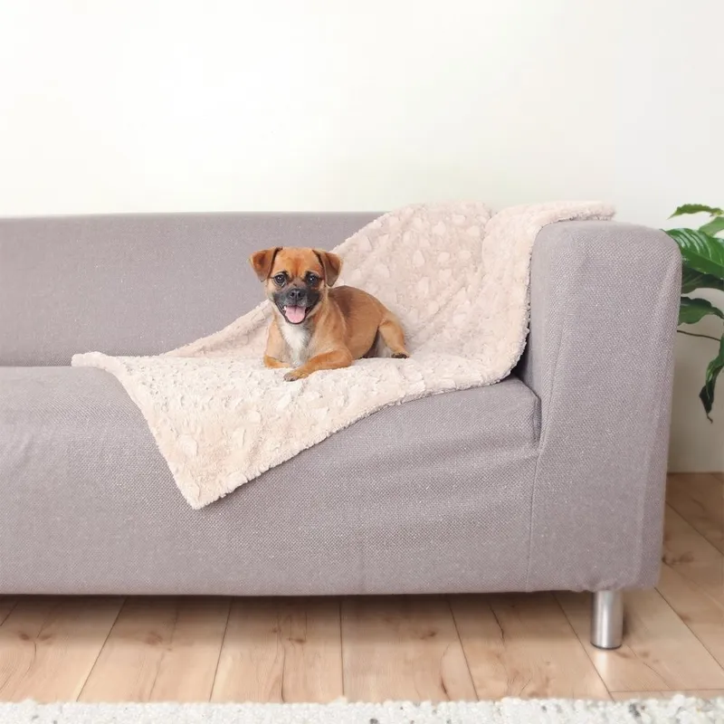 Trixie Cosy blanket structured soft plush 70 × 50 cm beige