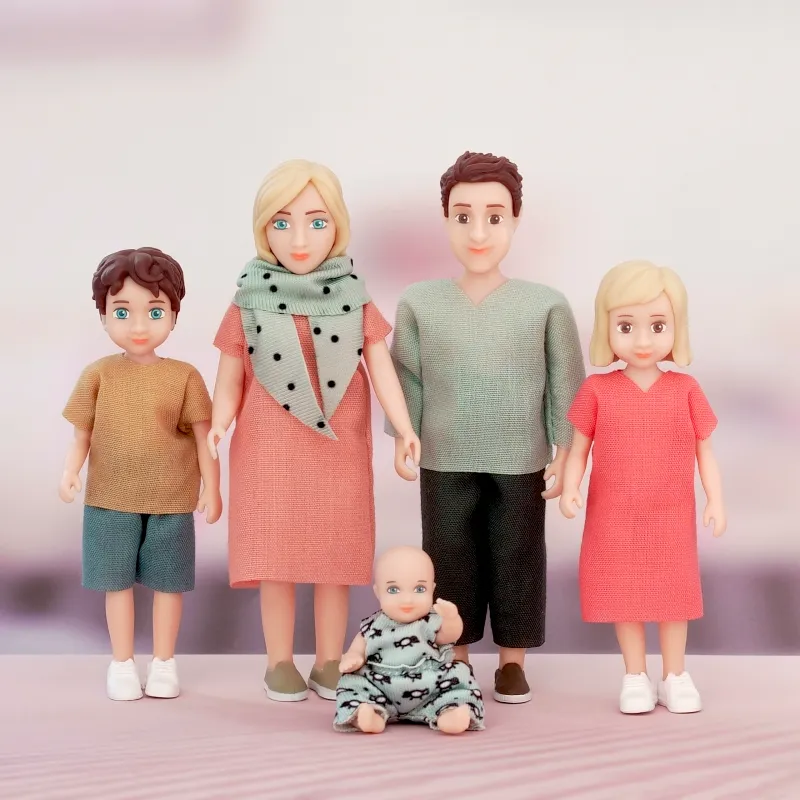 Dockset Familj Charlie, Lundby