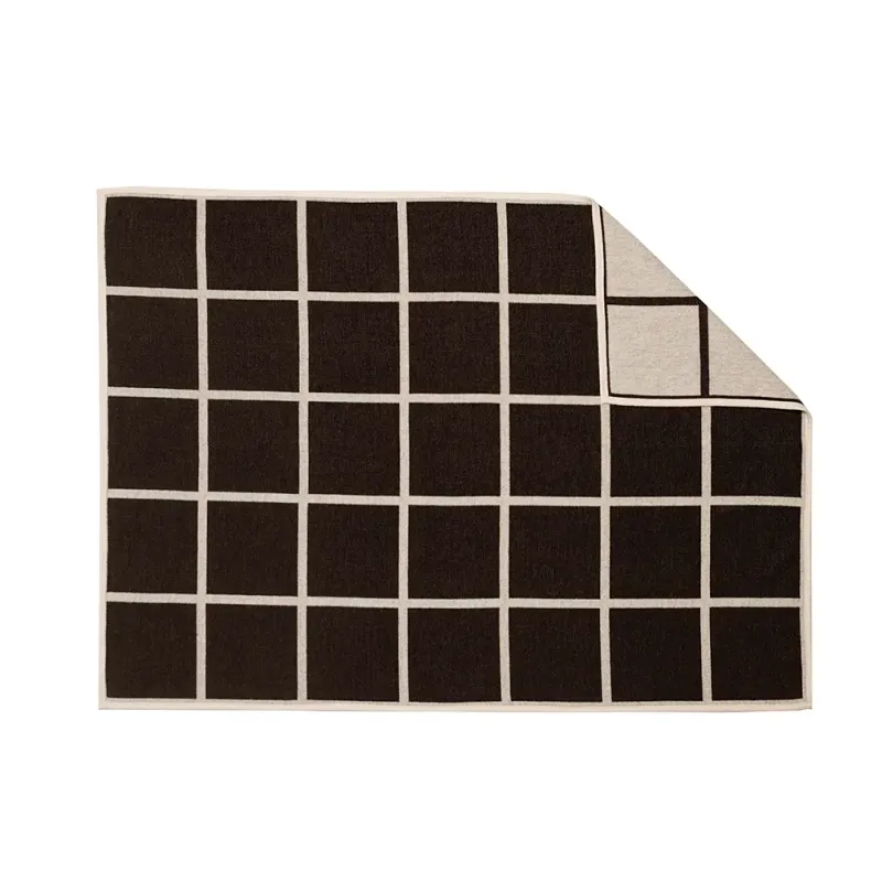 Pappelina, Vävd filt i lammull Criss Dark Brown