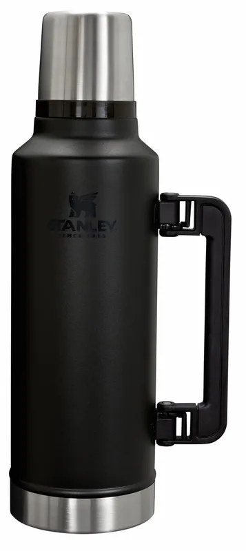 Stanley Classic Legendary Bottle 1,9 L Black 2.0