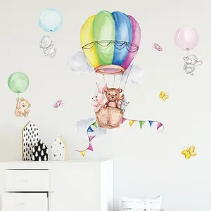 Väggdekal - Djur I Varmlufts Ballong