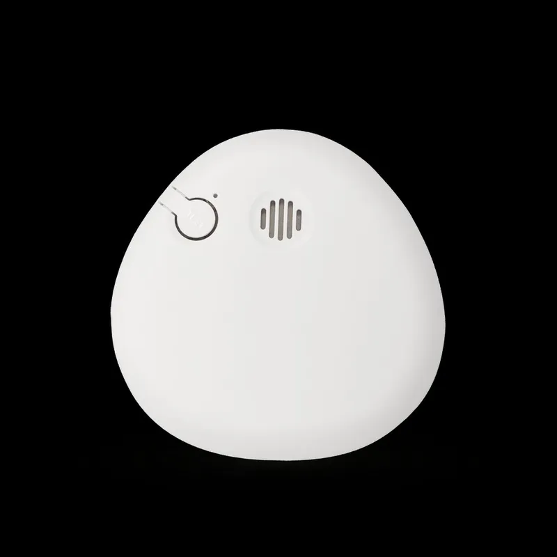 Housegard Pebble brandvarnare inkl. batteri |Optisk standard varnare i unik design av Lars Wettre | Testfunktion | Vit |EN 14604 certifierad