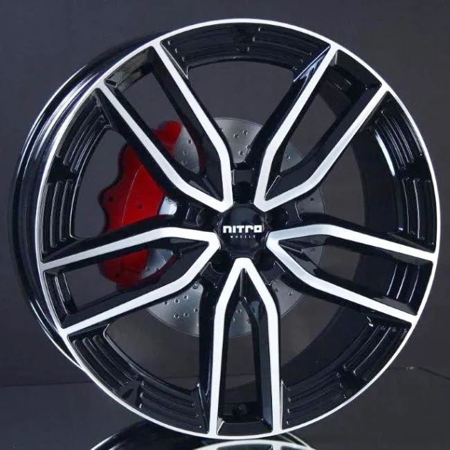 Nitro Momentum FF Black/Polished – /R – Sommardäck
