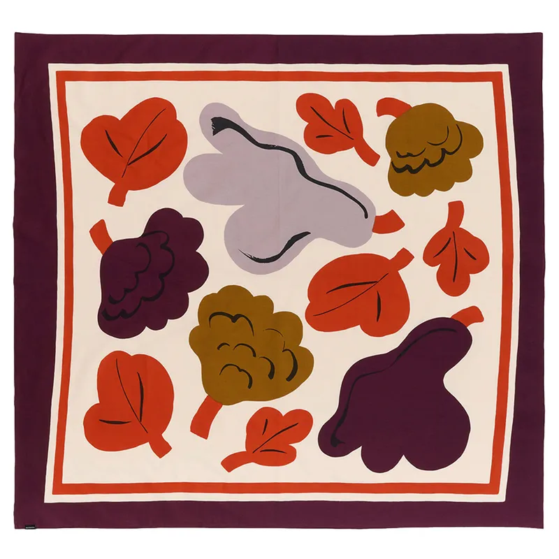 Marimekko Kukasta Kukkaan duk Hay-plum-bronze-terracotta, 140×140 cm