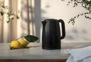 Vattenkokare Select 1,7L - Sabor - Svart