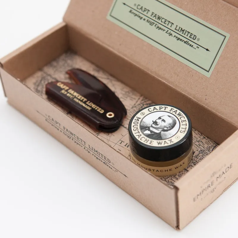 Sandalwood Mustaschvax & Folding Pocket Mustaschkam