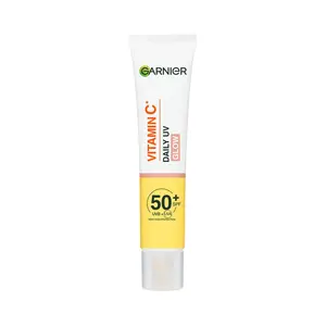 Garnier Vitamin C* Glow-Boosting Daily UV Fluid SPF50+ For Dull Skin Sheer Glow 40 ml