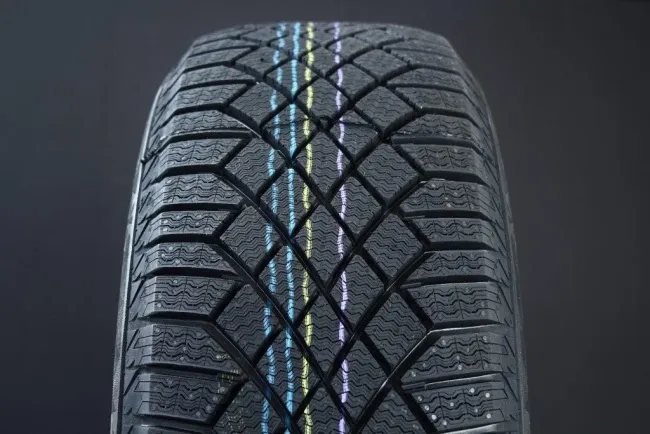 Continental VikingContact 7 – 245/45R20 – Vinterdäck