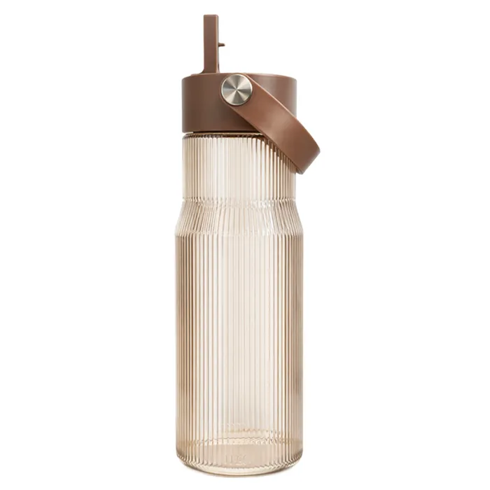 Fluted Flip Straw Tumbler 0,85L - Light Cashmere av Casall