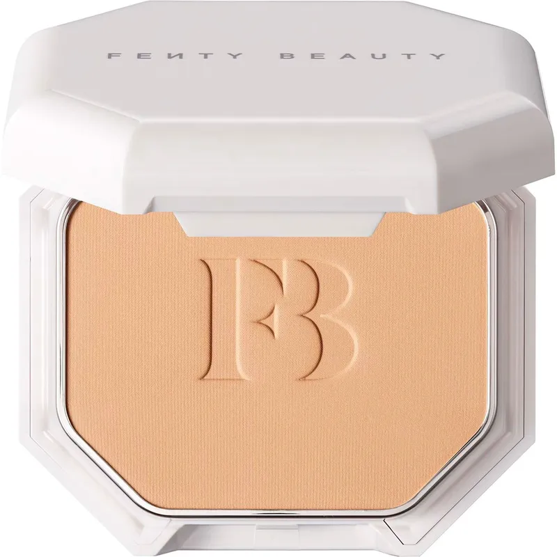 Fenty Beauty Pro Filt’r Soft Matte Powder Foundation 250