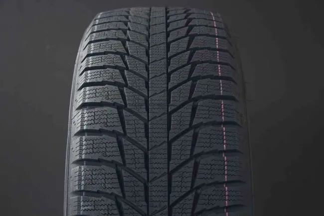 Triangle PL01 225/60 R18 104R Däck