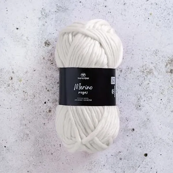 Merino Mega Merino garn 100 gr Natural White 412 Svarta Fåret