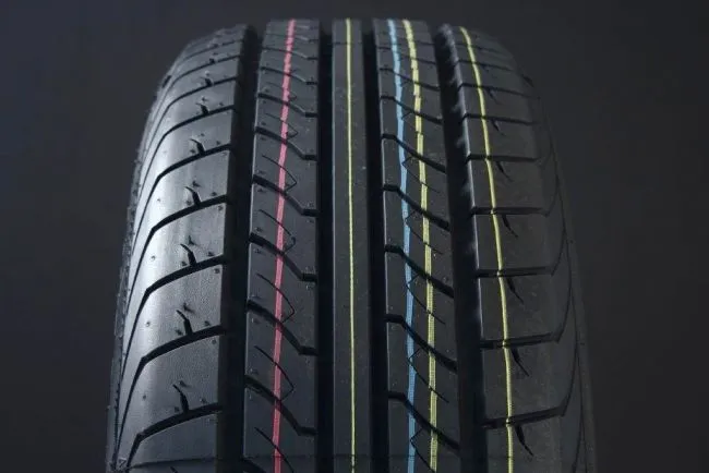 Nankang Passion CW-20 ( 215/65 R16C 109/107T 8PR )
