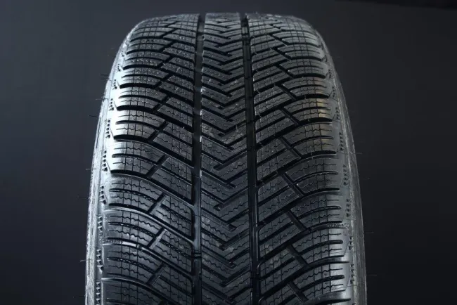 Michelin Pilot Alpin PA4 ( 235/35 R20 92W XL EV Suitable )