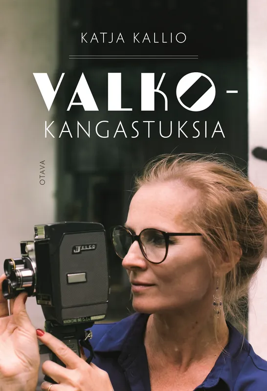 Valkokangastuksia, E-bok