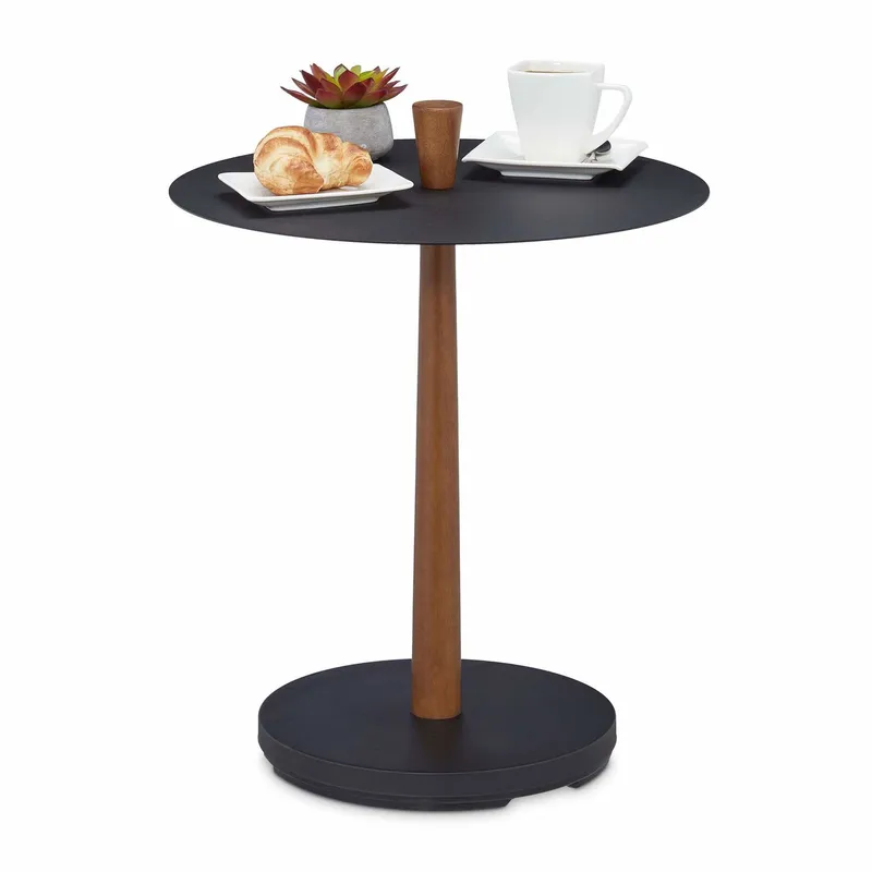 Runt soffbord i industriell design