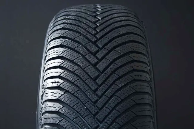 Michelin Alpin 7 ( 235/50 R18 101V XL EV Suitable )