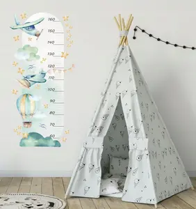 Väggdekal - Plan och ballong / Höjdmått