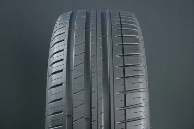 Michelin Pilot Sport 3 ( 195/50 R15 82V EV Suitable )