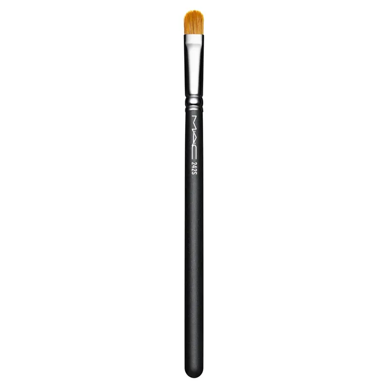 MAC Cosmetics 242S Shader Brush